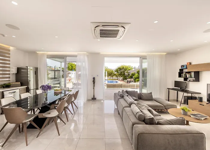 Villa Heaven 3 Protaras